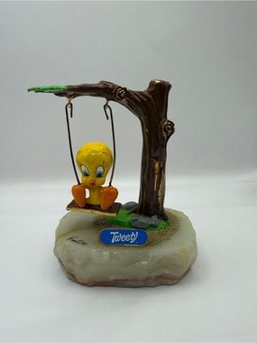 Disney RON LEE 1995 TWEETY Bird Swing On The Tree branch Figurine
